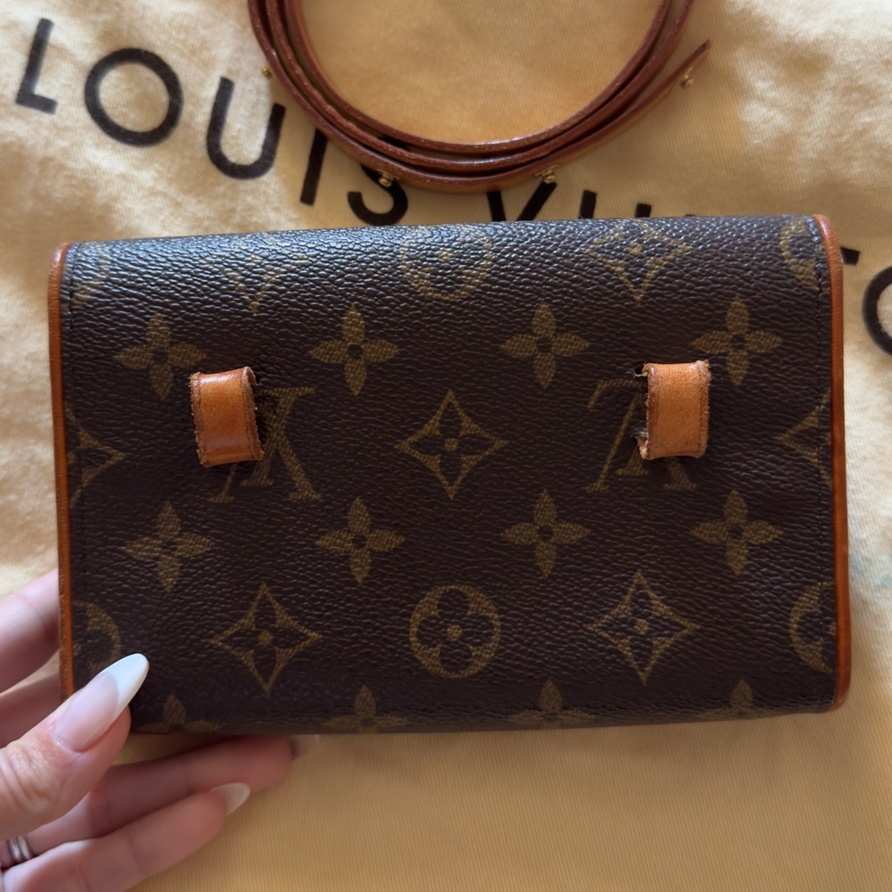 Louis Vuitton Monogram Pochette Florentine Bum Bag 25”-35” waist - Picture 2 of 12